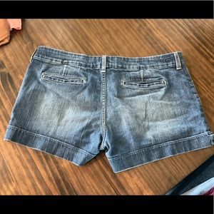 American Eagle shorts Size 18